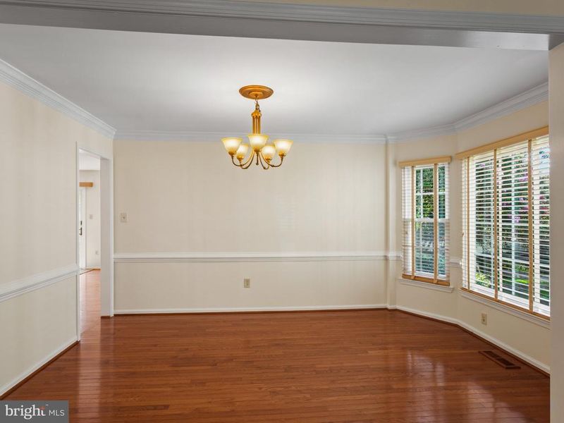 2717 Price Rd, Crofton, MD 21114
