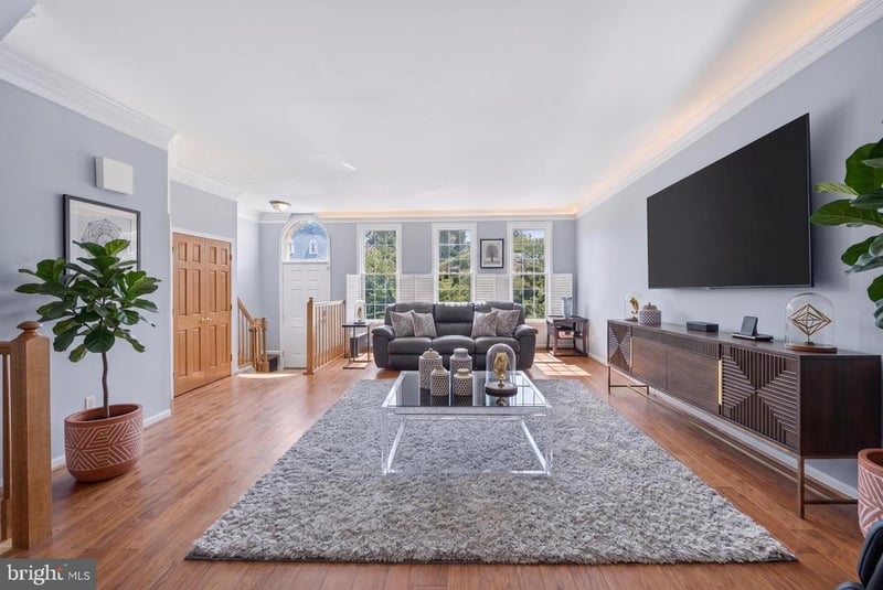 6240 Windham Hill Rn, Alexandria, VA 22315