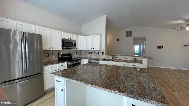 8 Taber Ct, Stafford, VA 22556