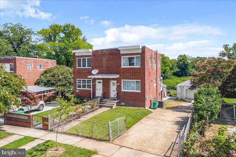 1814 Longford Dr, Hyattsville, MD 20782