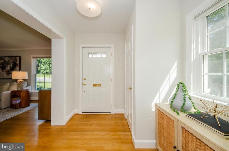 6200 18th Rd N, Arlington, VA 22205