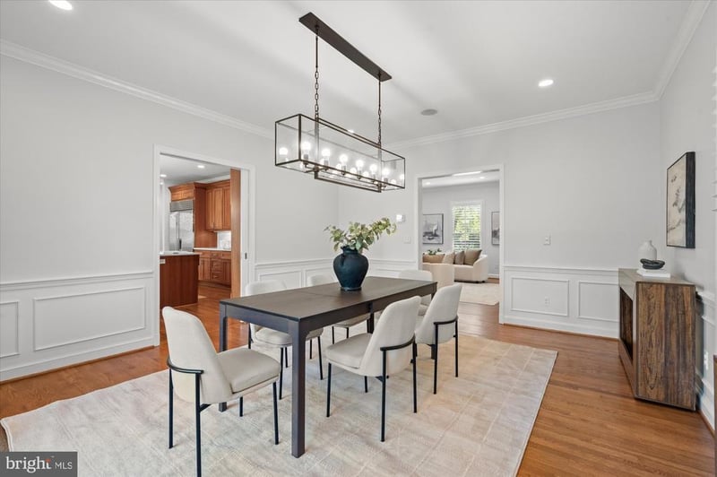 5111 Yuma Pl NW, Washington, DC 20016