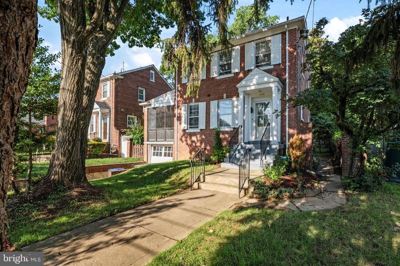 4024 20th St NE, Washington, DC 20018