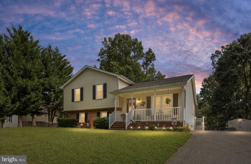 304 Bowen Dr, Fredericksburg, VA 22407