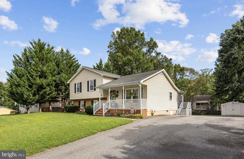 304 Bowen Dr, Fredericksburg, VA 22407