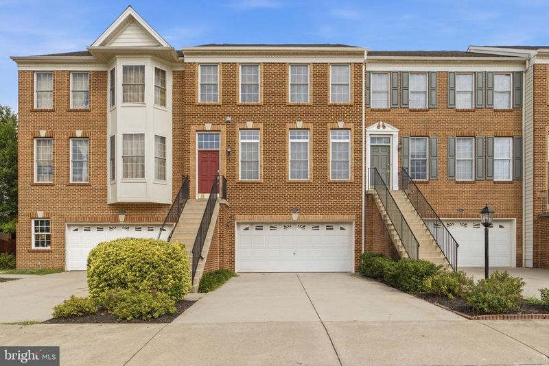 22582 Scattersville Gap Ter, Ashburn, VA 20148