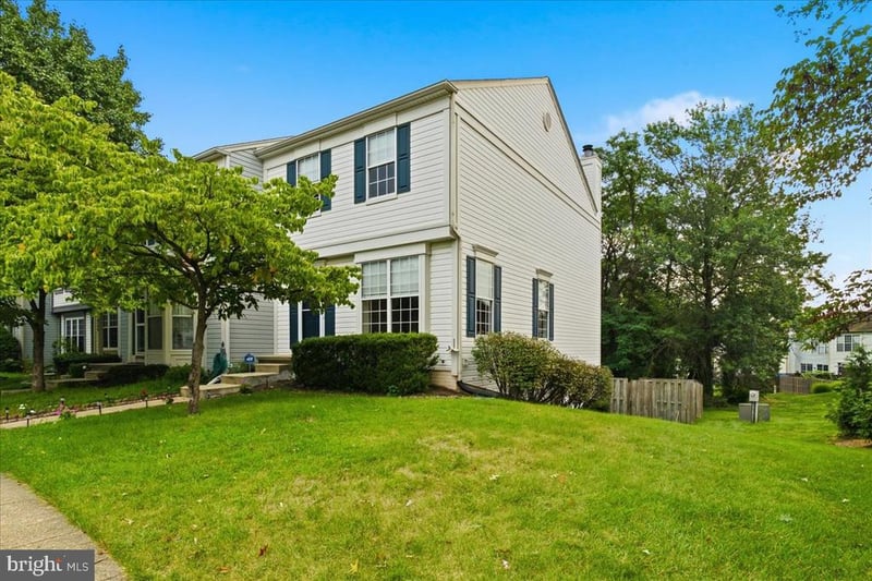 21028 Coach House Sq, Ashburn, VA 20147