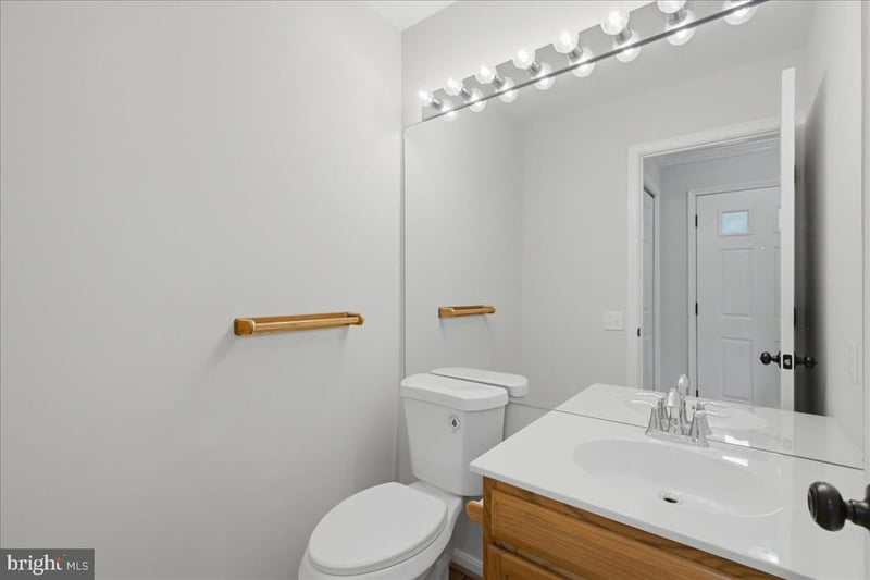 21028 Coach House Sq, Ashburn, VA 20147