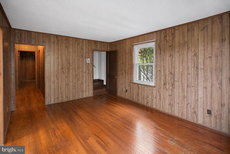 413 Laura Ave, Linthicum Heights, MD 21090
