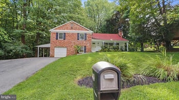 7800 Seven Locks Rd, Bethesda, MD 20817