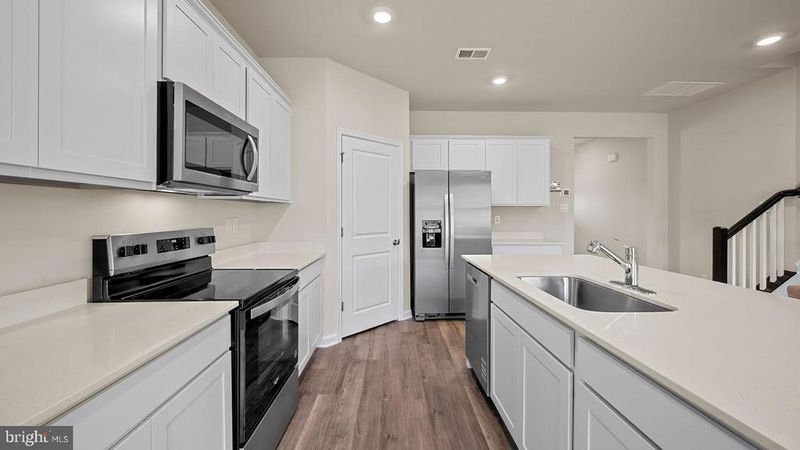 1570 Bentstalk Dr, Frederick, MD 21703