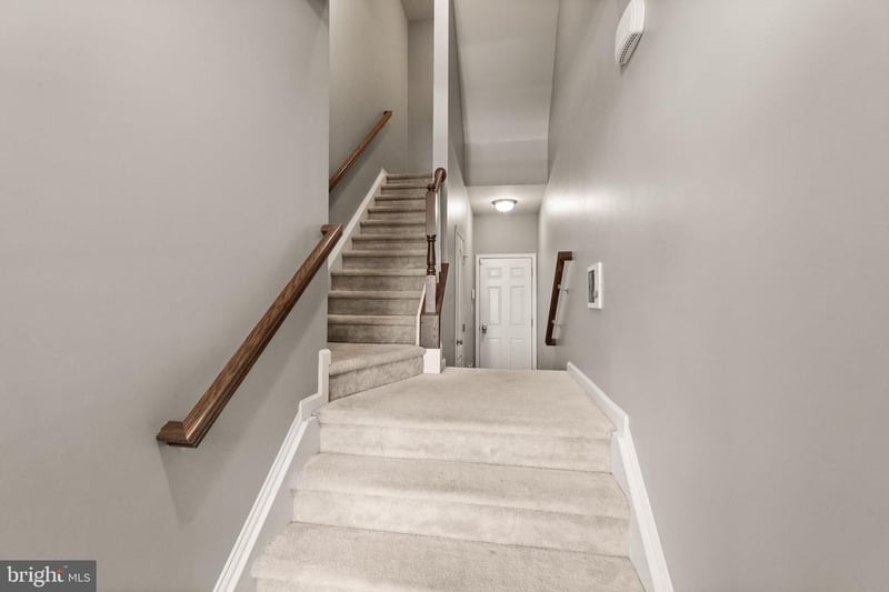 23520 Hopewell Manor Ter, Ashburn, VA 20148