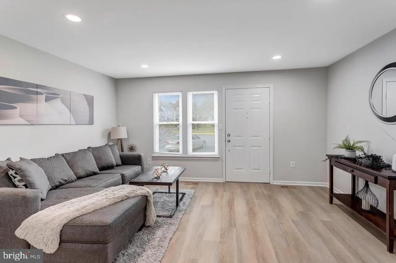 15352 Gunsmith Ter, Woodbridge, VA 22191
