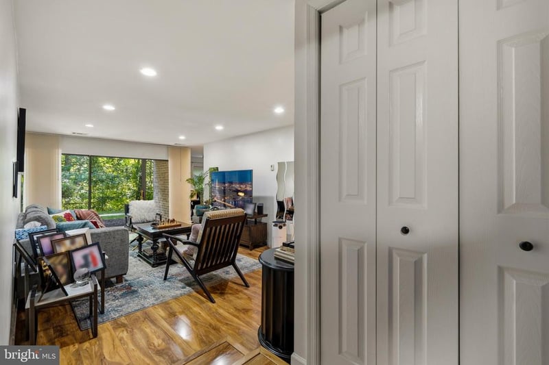 433 Christopher Ave #87, Gaithersburg, MD 20879