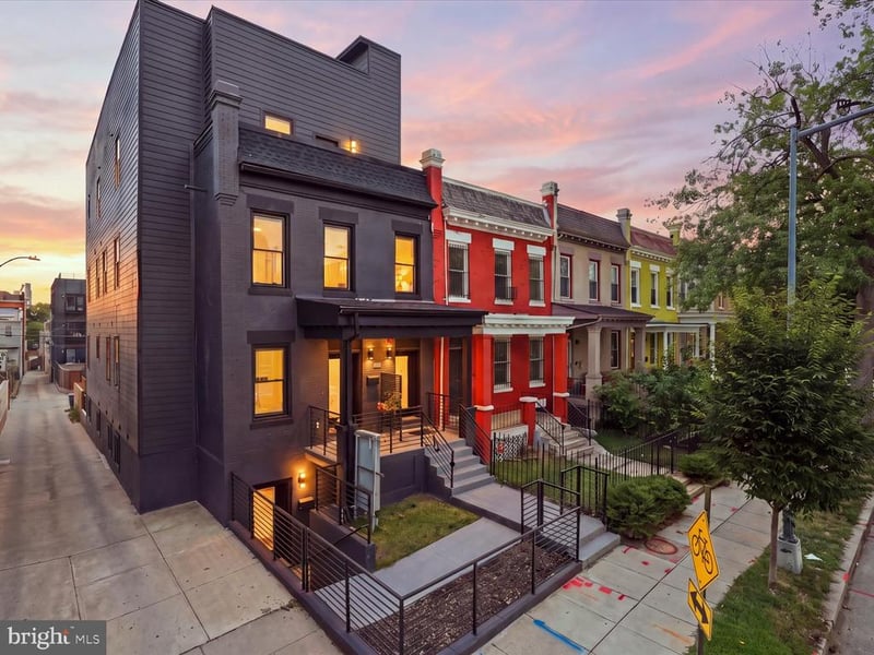 616 Kenyon St NW, Washington, DC 20010