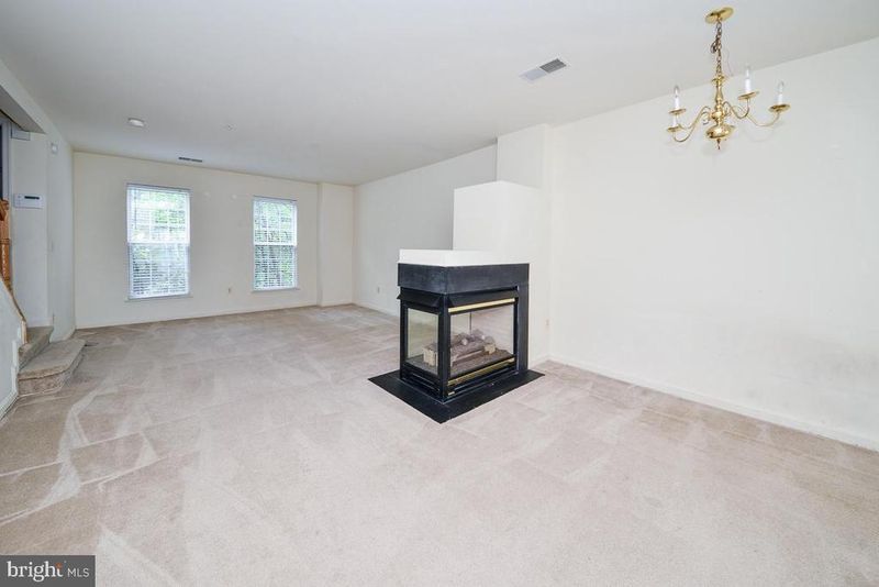 1537 Northern Neck Dr #201, Vienna, VA 22182