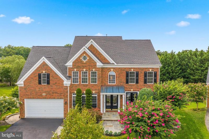 808 Colette Ct, Odenton, MD 21113