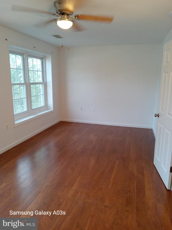 37230 Grass Roots Ln #100, Purcellville, VA 20132