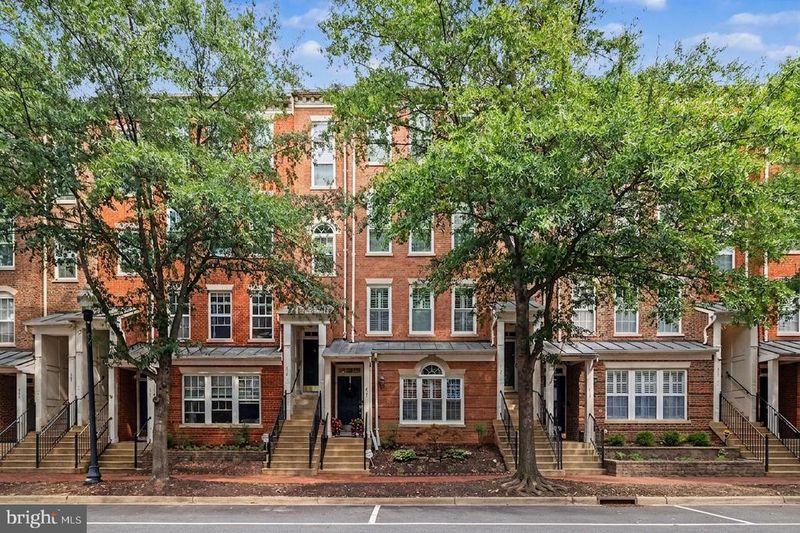 417 Cameron Station Blvd, Alexandria, VA 22304