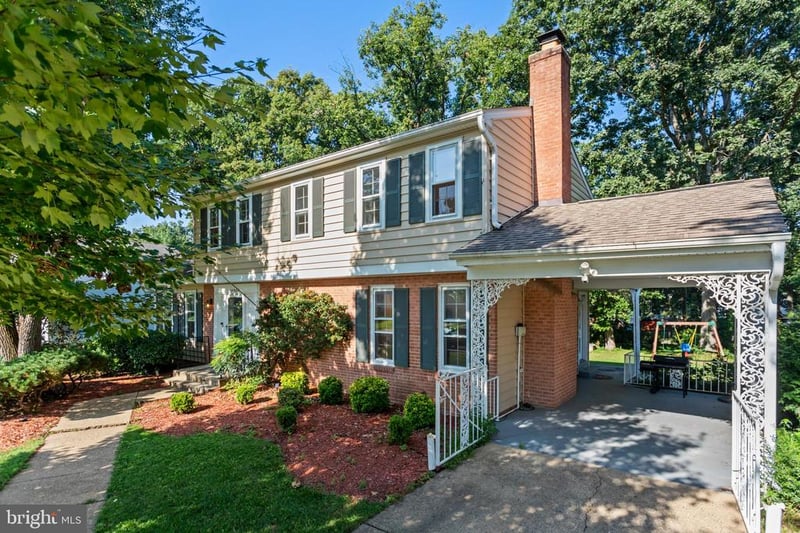 14808 Cranoke St, Centreville, VA 20120