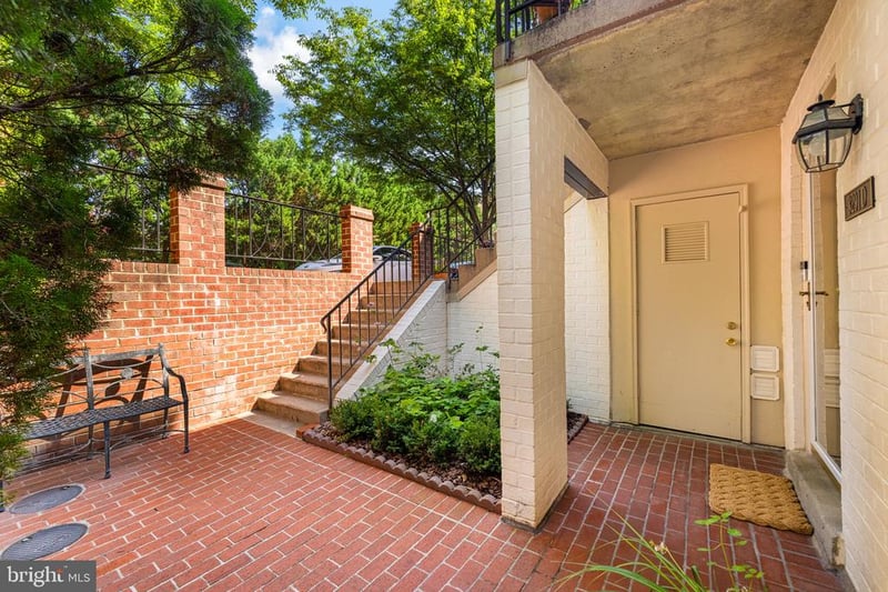 3291 Sutton Pl NW #D, Washington, DC 20016