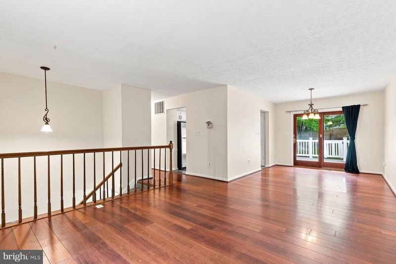 6150 Fairbourne Ct, Hanover, MD 21076