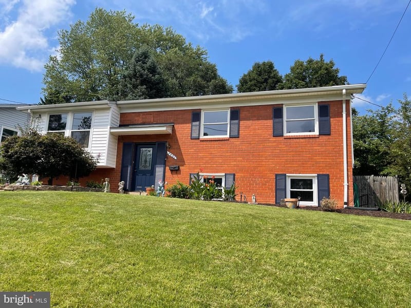 2407 Hayden Dr, Silver Spring, MD 20902