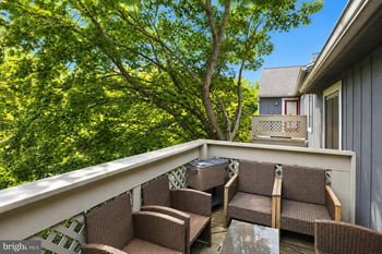936 Windbrooke Dr, Gaithersburg, MD 20879