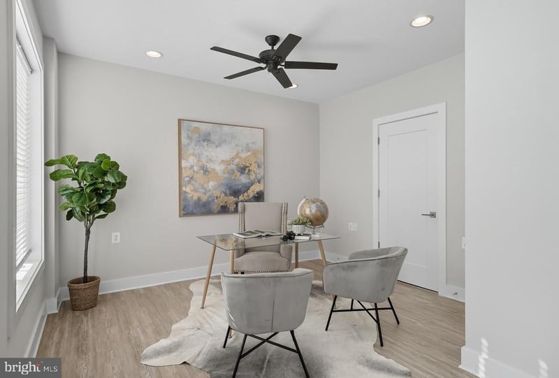 8215 River Rd, Bethesda, MD 20817