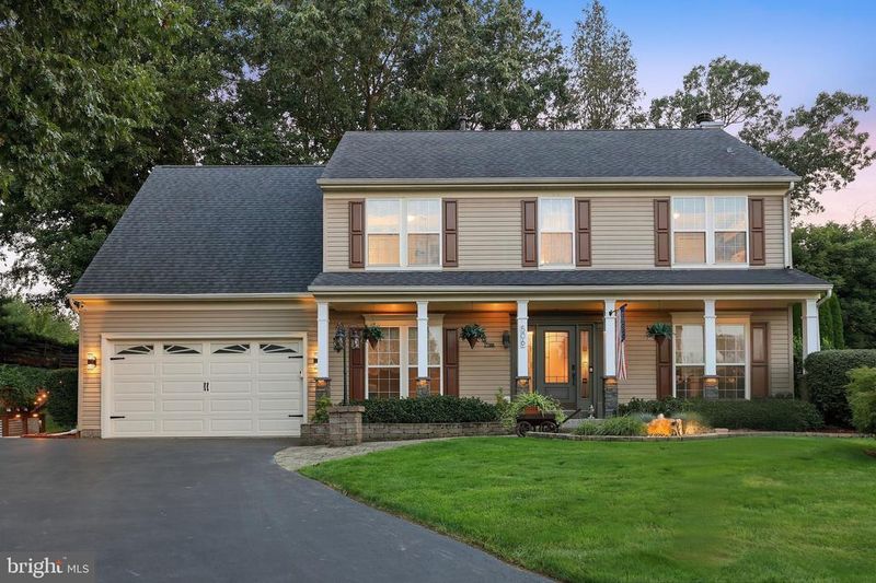 506 Eventide Ct, Mount Airy, MD 21771