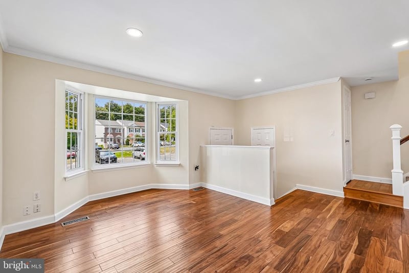 6777 Jenny Leigh Ct, Centreville, VA 20121