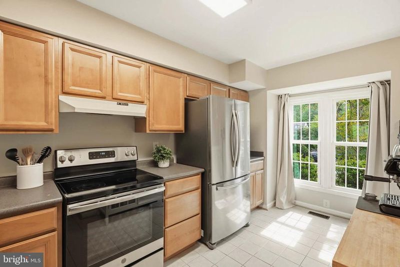 8805 Willowwood Way, Jessup, MD 20794