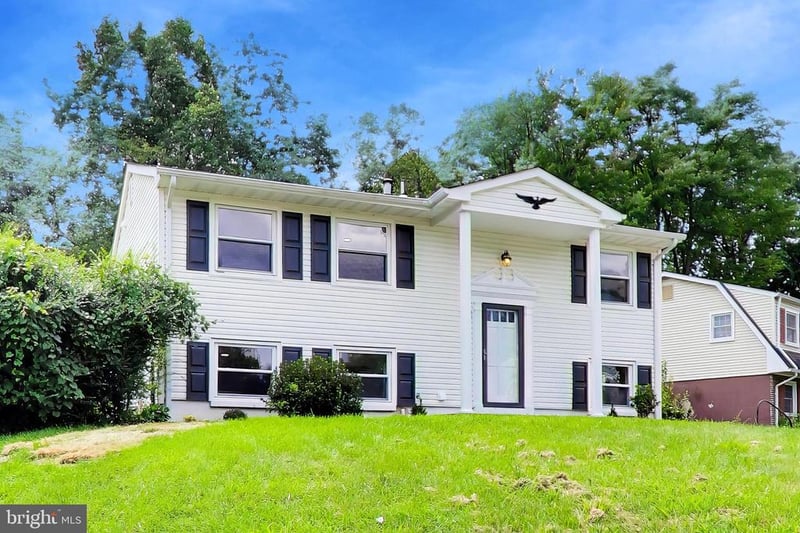 4401 Kentmore Dr, Woodbridge, VA 22193