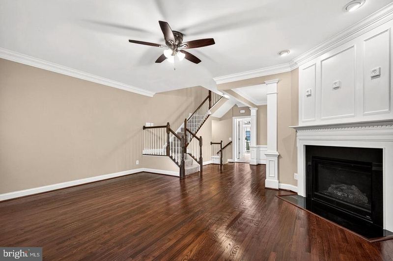 14862 Potomac Branch Dr, Woodbridge, VA 22191