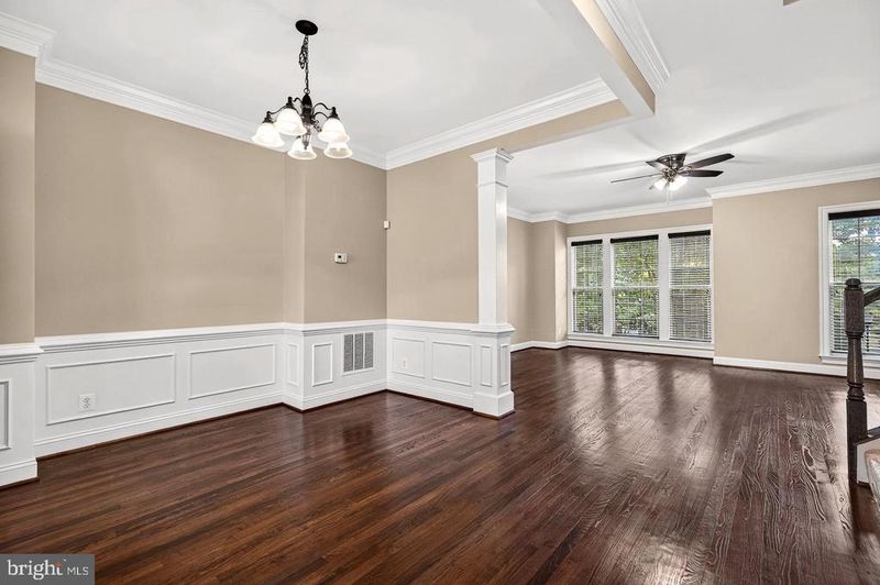 14862 Potomac Branch Dr, Woodbridge, VA 22191