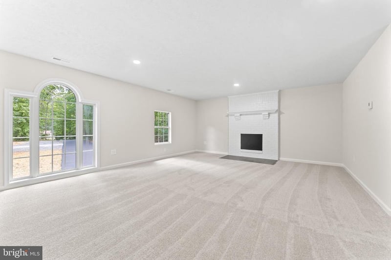 74 Eley Rd, Fredericksburg, VA 22406
