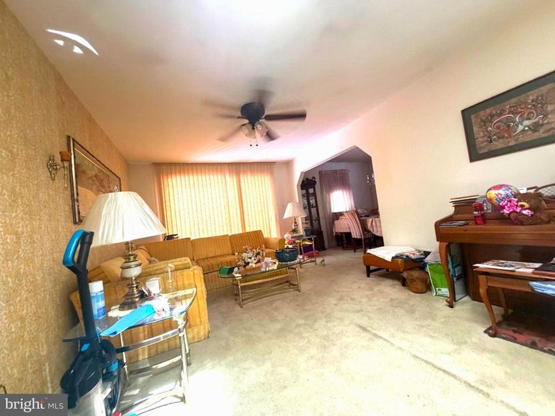 9402 Victoria Ct, Upper Marlboro, MD 20772