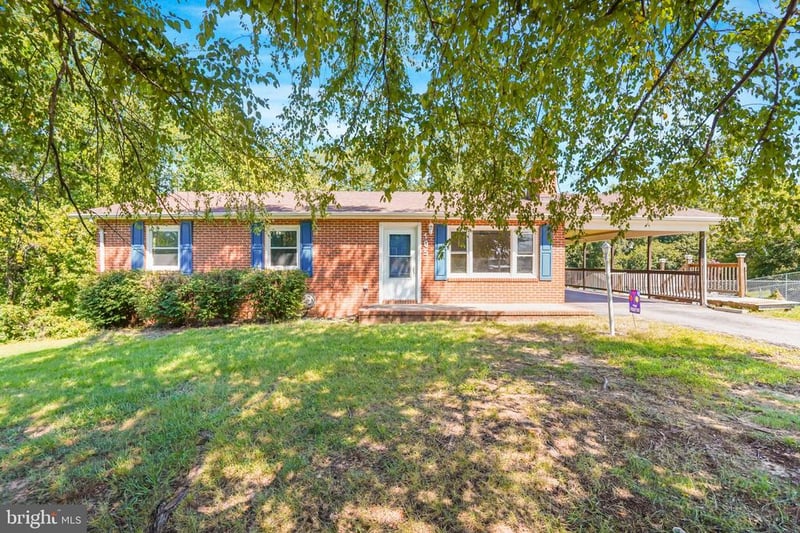 195 Berea Church Rd, Fredericksburg, VA 22406