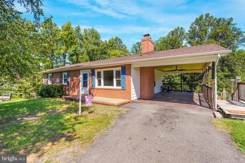 195 Berea Church Rd, Fredericksburg, VA 22406