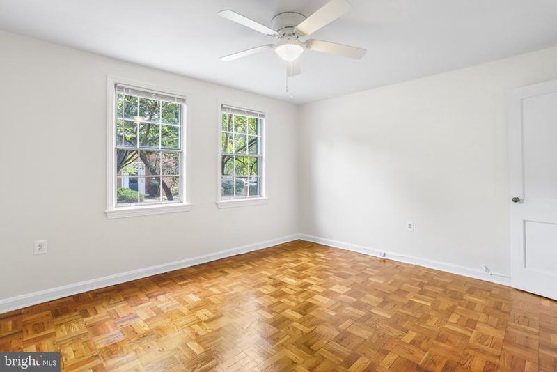 6706 W Wakefield Dr #A2, Alexandria, VA 22307