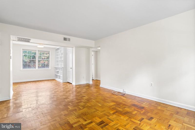 6706 W Wakefield Dr #A2, Alexandria, VA 22307