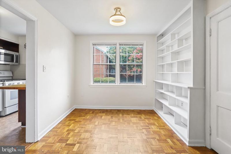 6706 W Wakefield Dr #A2, Alexandria, VA 22307