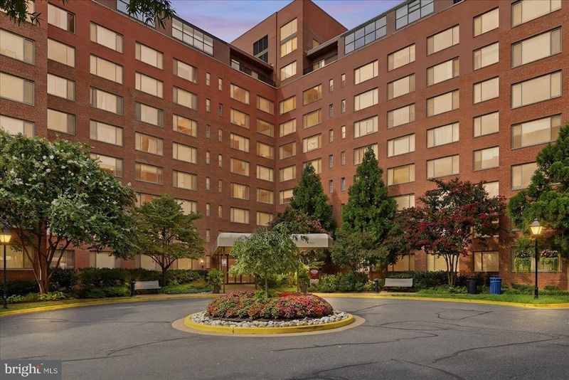 1111 Arlington Blvd #1003, Arlington, VA 22209
