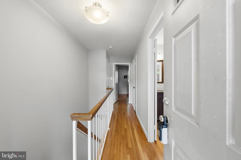 3725 Madison Ln #B, Falls Church, VA 22041
