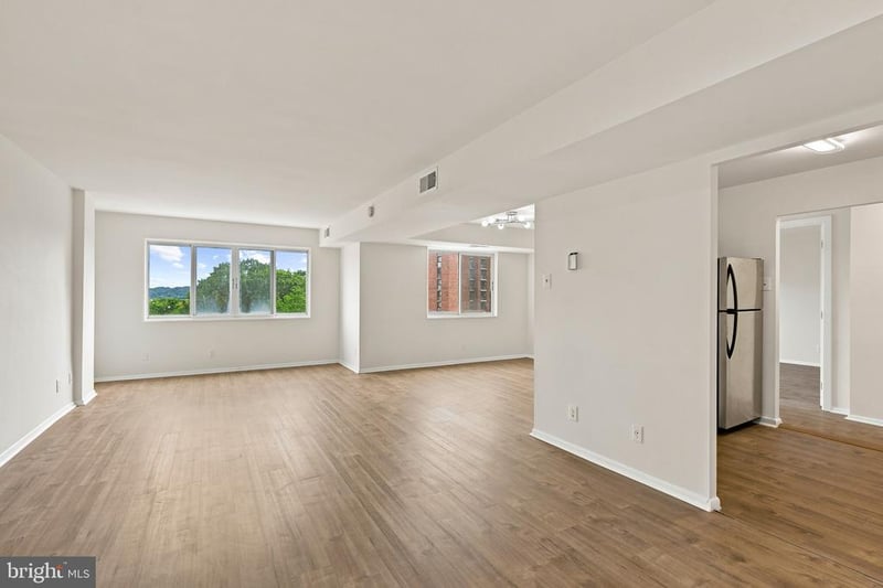5340 Holmes Run Pw #702, Alexandria, VA 22304