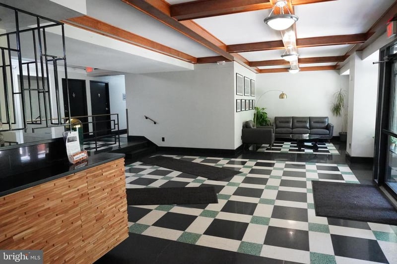 1801 Clydesdale Pl NW #324, Washington, DC 20009