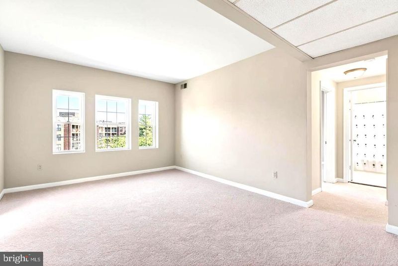1811 Key Blvd #10532, Arlington, VA 22201