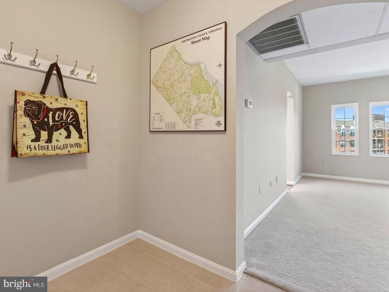 1811 Key Blvd #10532, Arlington, VA 22201