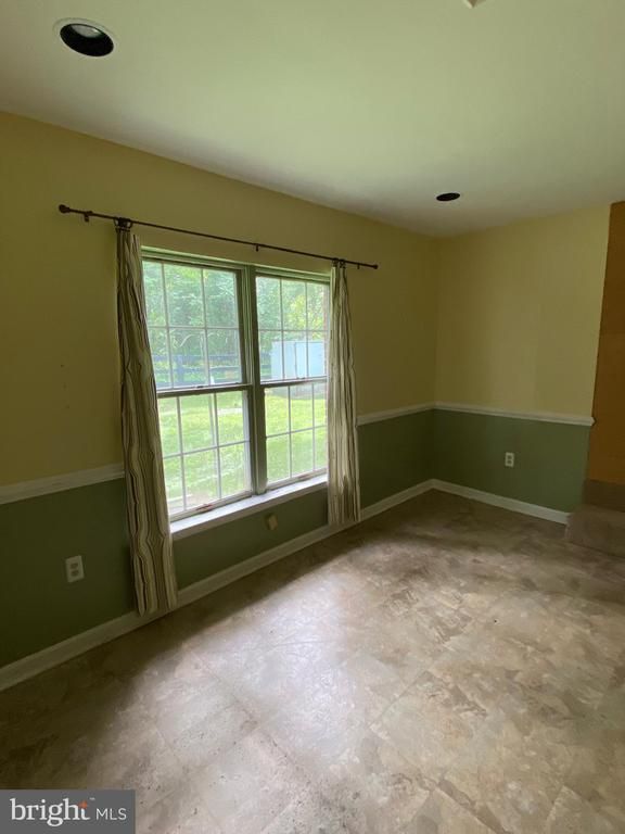 400-440 Hospital Dr, Warrenton, VA 20186