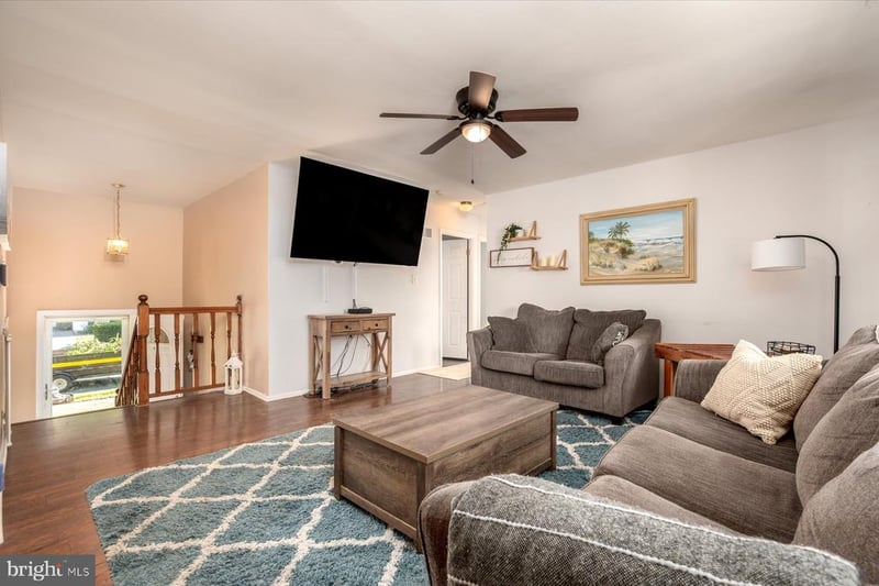 522 Kenora Dr, Millersville, MD 21108
